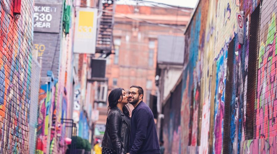 5 Tips for a Super Cute Engagement Shoot That Represents You and Your Love Story!