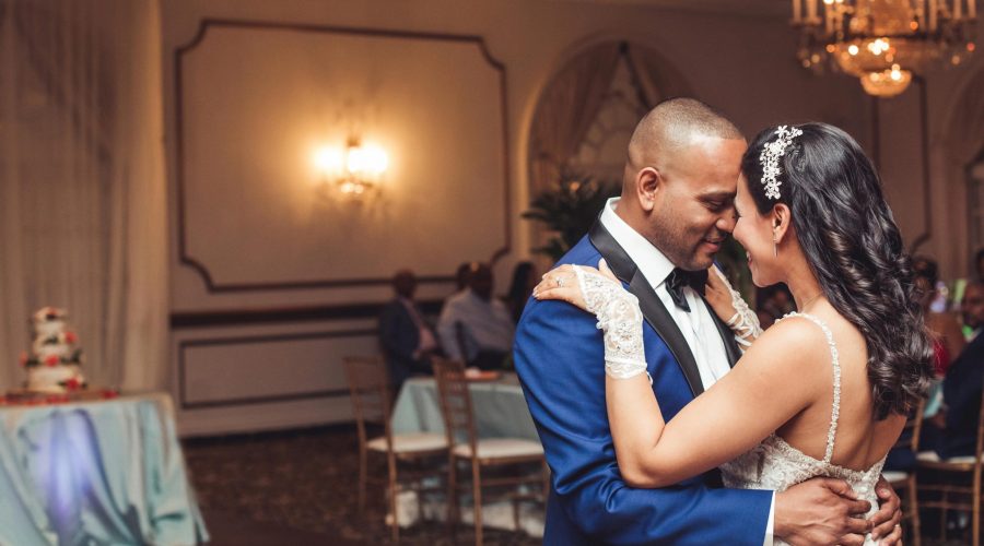 5 Tips to Help You Choose The Perfect First Dance Song